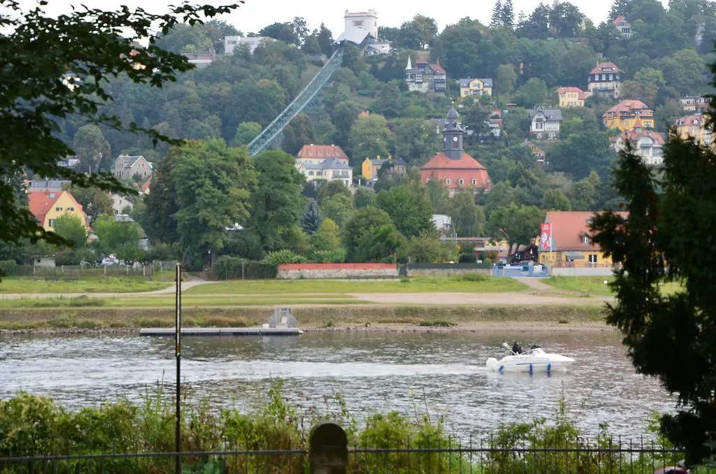 Daire Ferienwohnung An Der Elbe Dresden